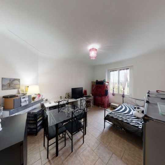 CGRE - COMMANDRE GUILLAUME REAL ESTATE : Apartment | NIMES (30000) | 50.70m2 | 580 € 