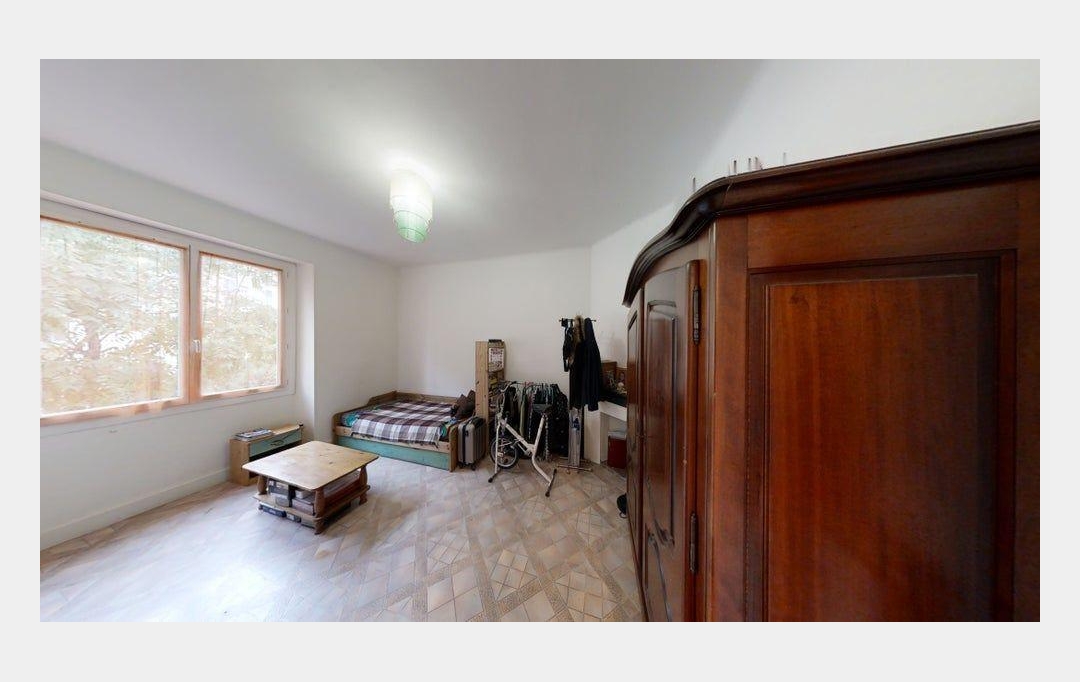 CGRE - COMMANDRE GUILLAUME REAL ESTATE : Appartement | NIMES (30000) | 51 m2 | 580 € 