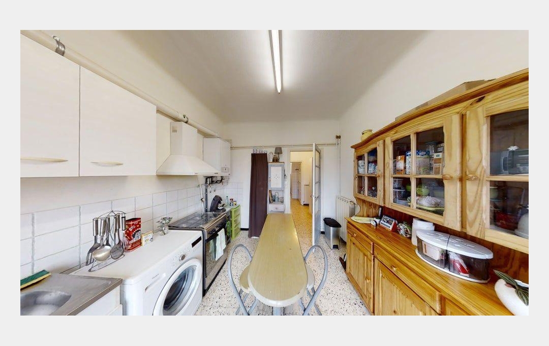 CGRE - COMMANDRE GUILLAUME REAL ESTATE : Apartment | NIMES (30000) | 51 m2 | 580 € 